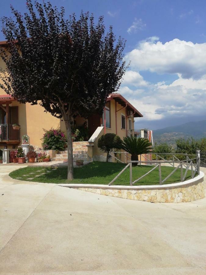 مبيت وإفطار كوزنسا La Quercia المظهر الخارجي الصورة
